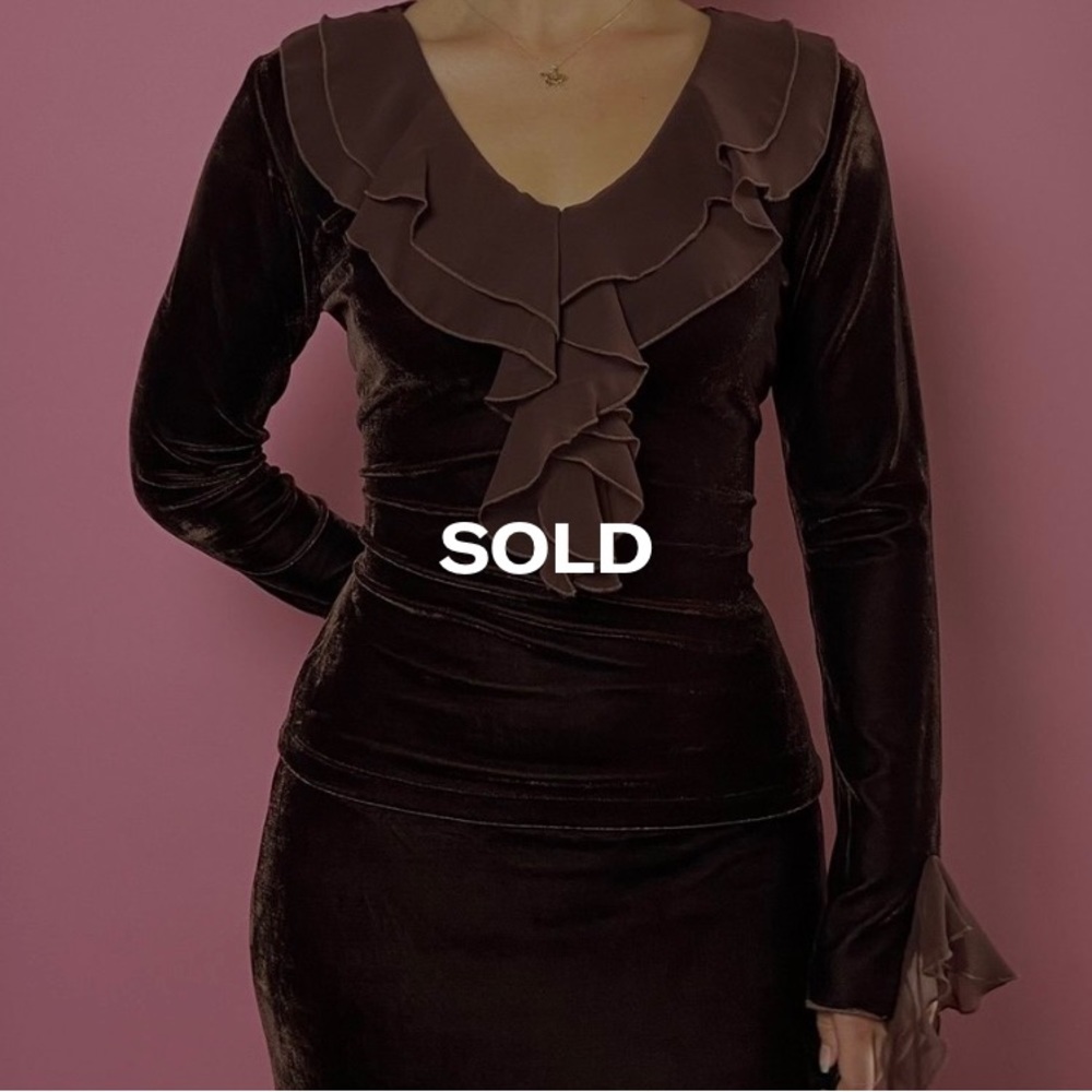 ISO!!! Dress barn velvet blouse and matching skirt